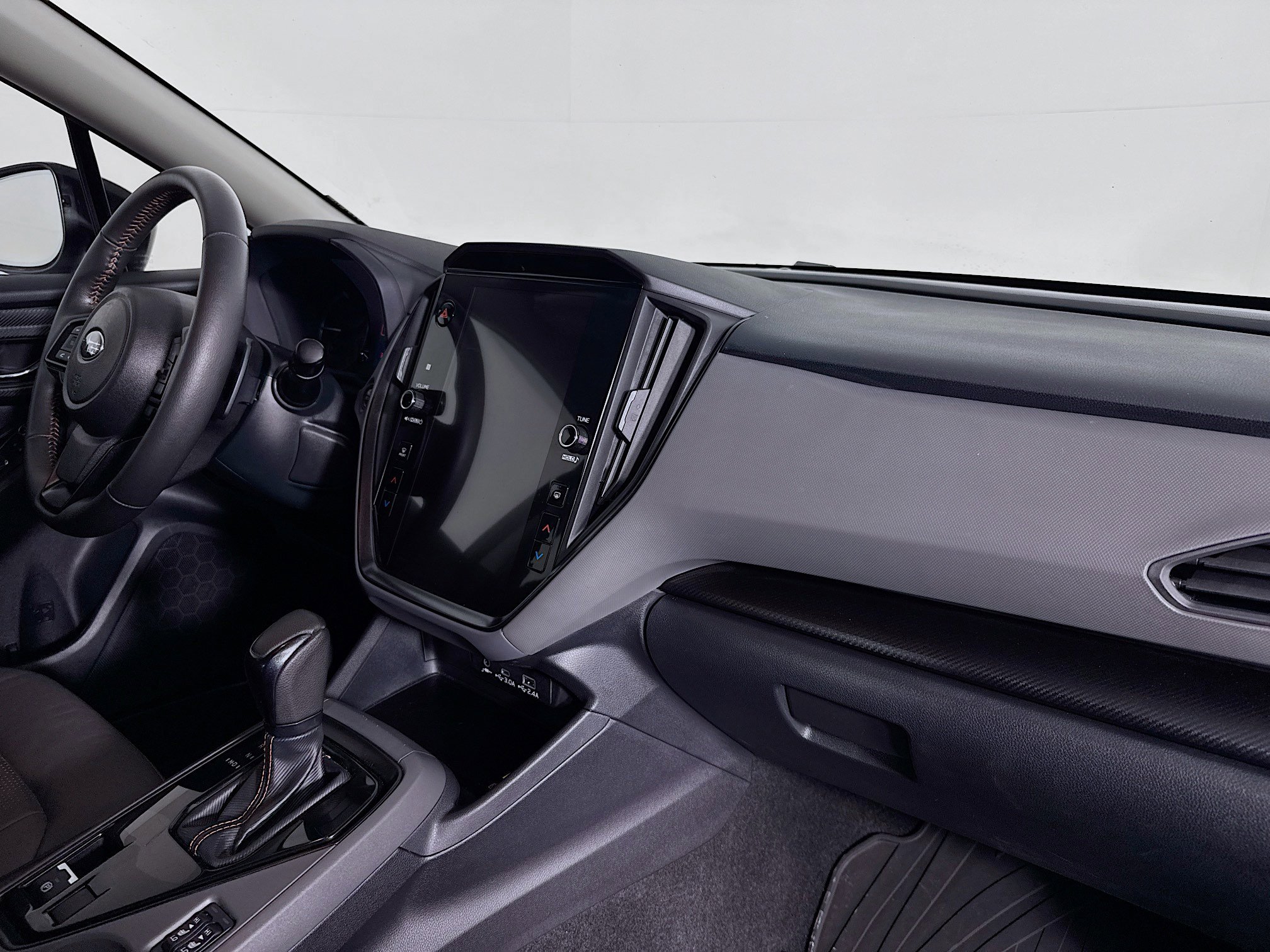 Used 2024 Subaru Crosstrek 2.5i Limited w/ Crosstrek Mirror Package AWD/4WD image 29