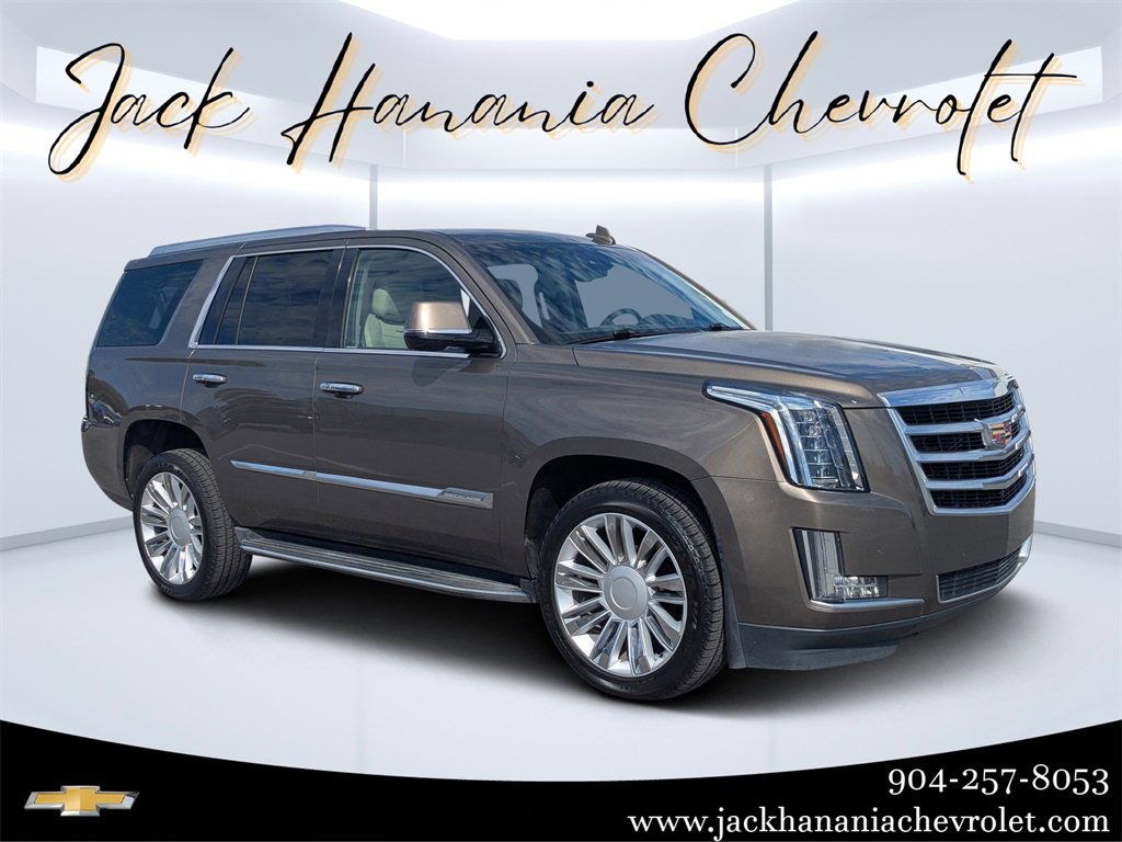 Used 2016 Cadillac Escalade Luxury image 1