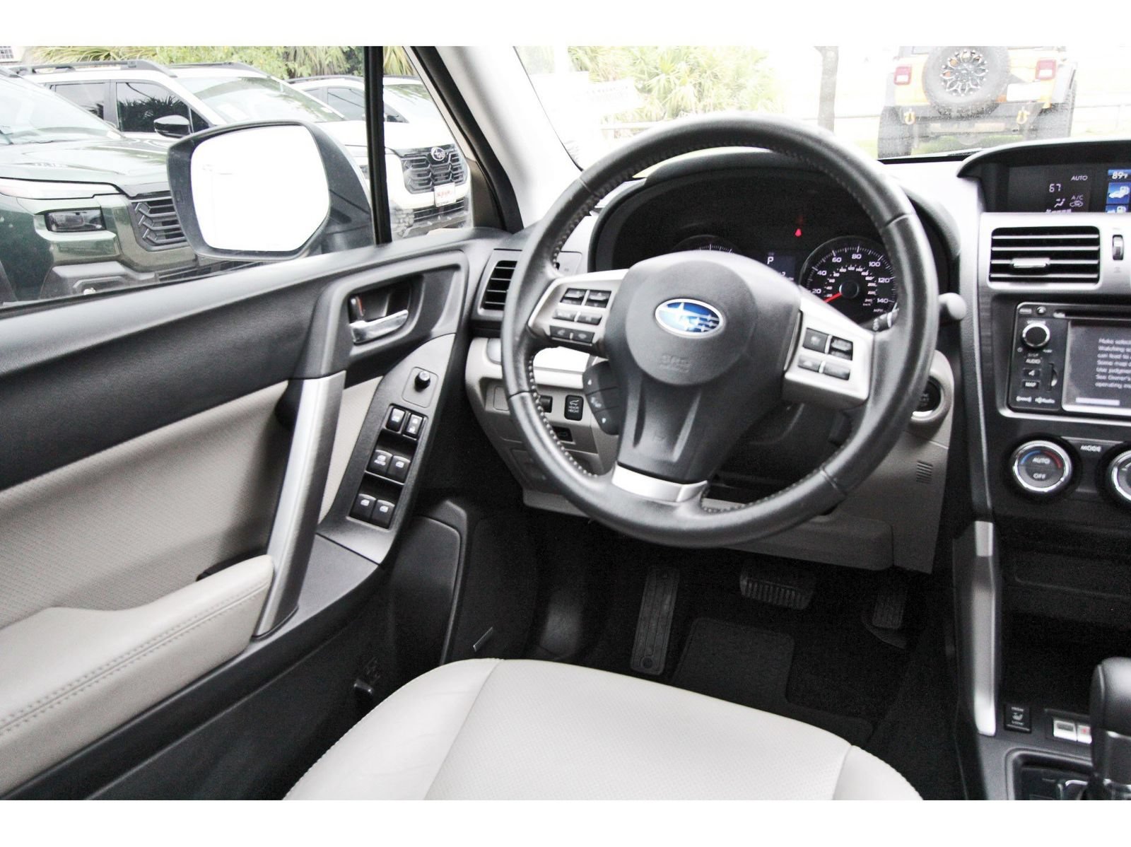 Used 2015 Subaru Forester 2.5i Touring w/ Eyesight & Navigation System AWD/4WD image 8