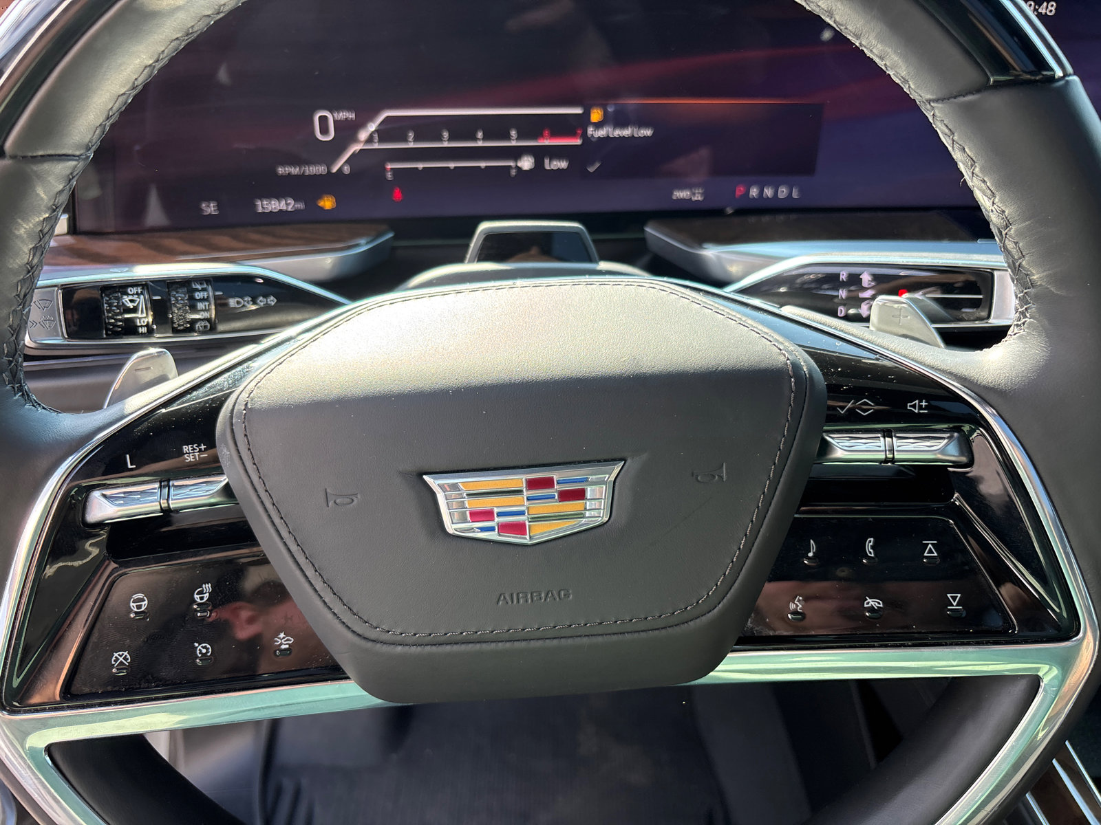 Used 2025 Cadillac Escalade Sport Platinum AWD/4WD image 16