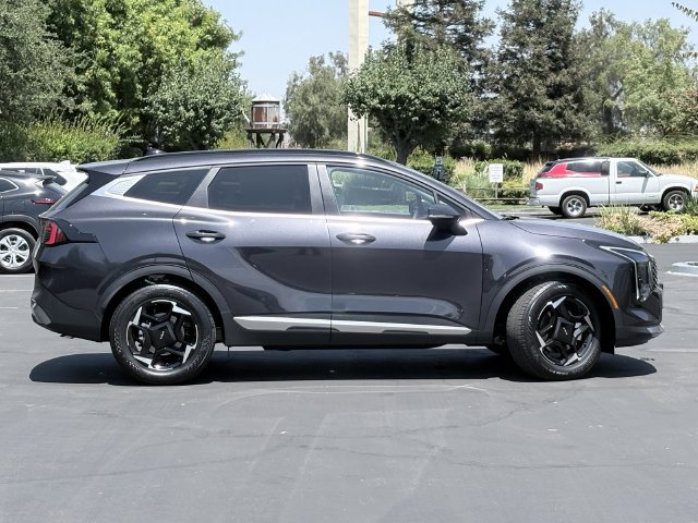 New 2026 Kia Sportage EX w/ EX Panorama Roof Package FWD image 3