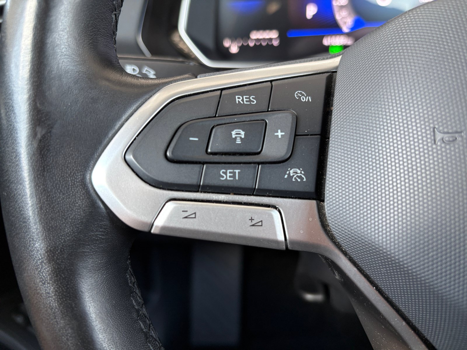 Certified 2024 Volkswagen Jetta S FWD image 15