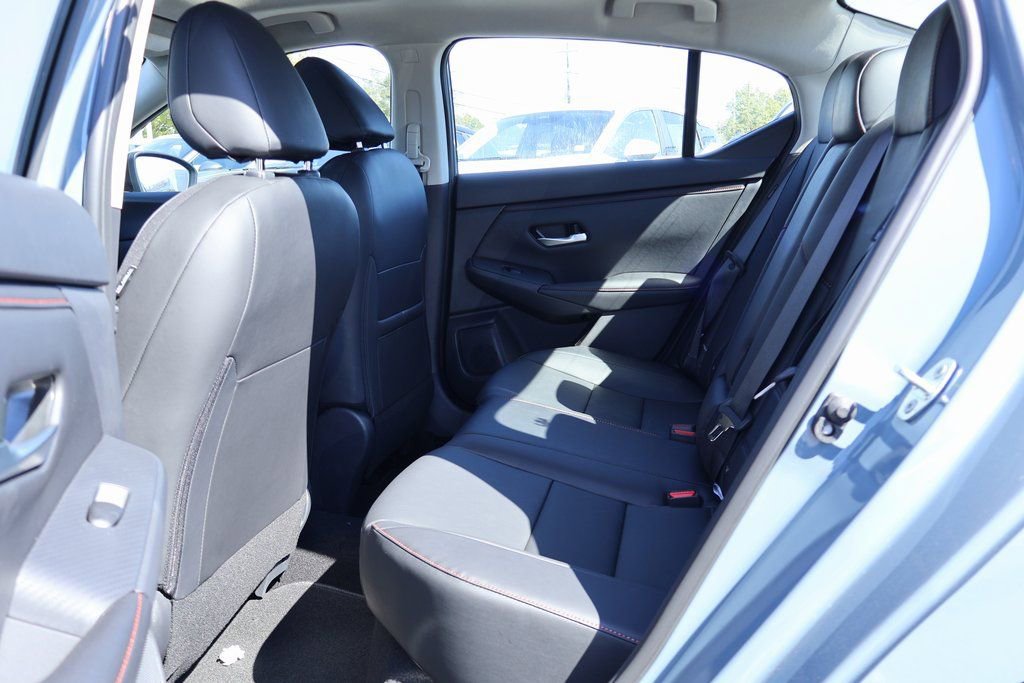 New 2025 Nissan Sentra SR w/ SR Premium Package image 8
