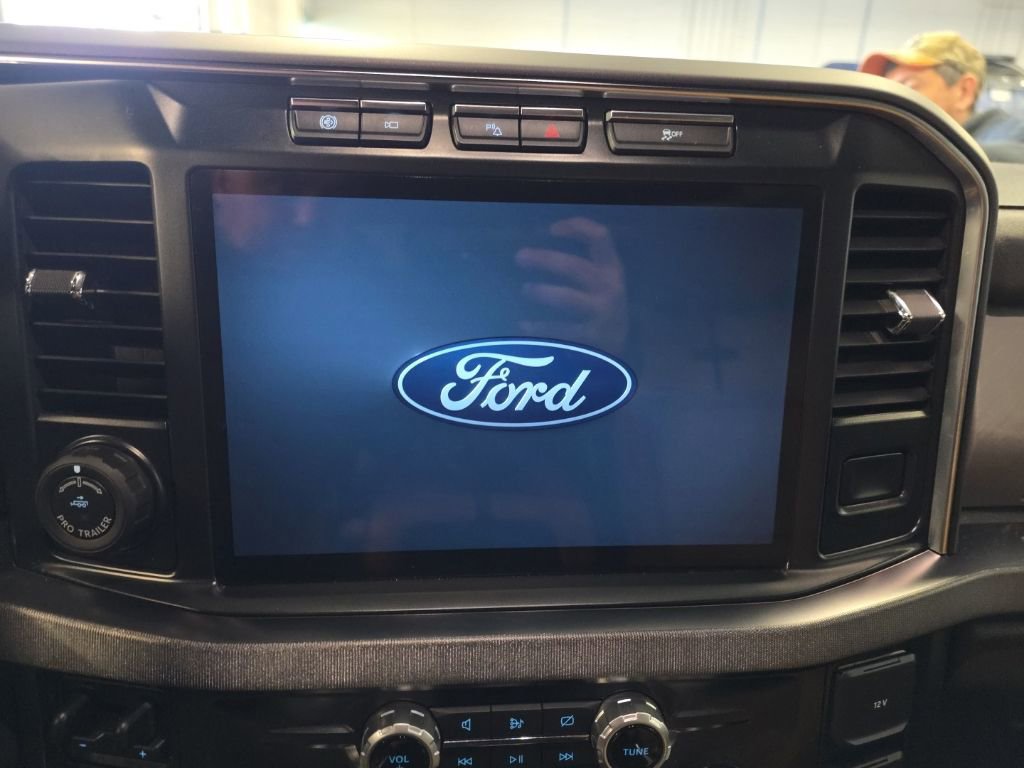 Used 2024 Ford F350 Platinum image 29
