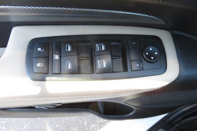 Used 2018 Dodge Durango GT w/ Technology Group image 19