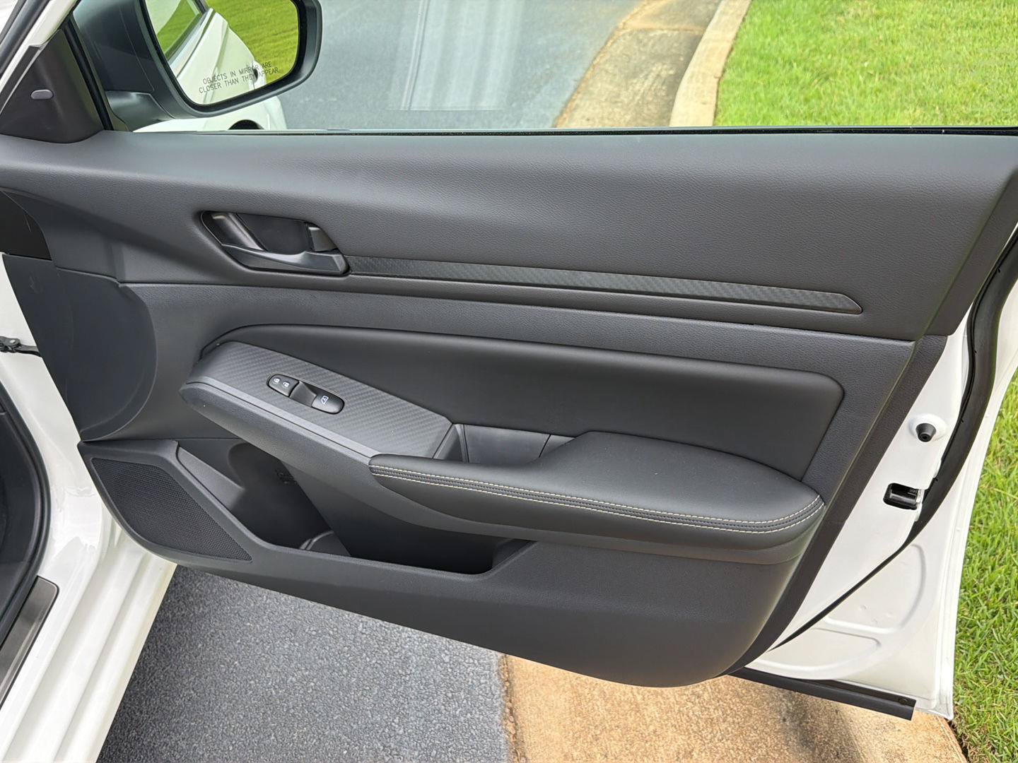 New 2026 Nissan Altima 2.5 SV AWD/4WD image 15