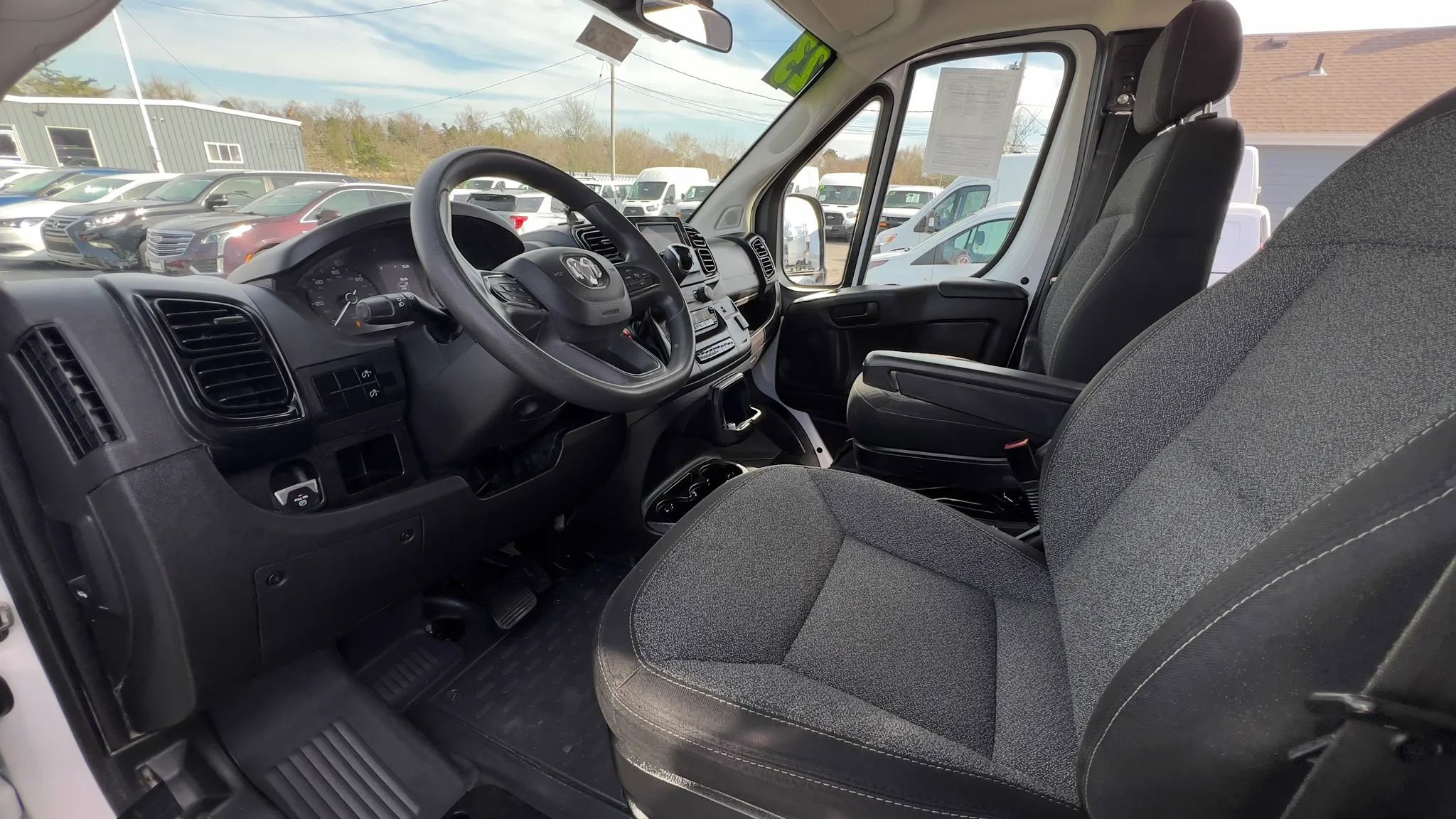 Used 2023 RAM ProMaster 2500 FWD image 18