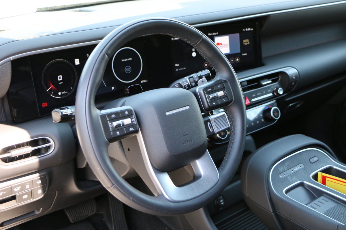 Used 2026 Hyundai Palisade Calligraphy FWD image 19