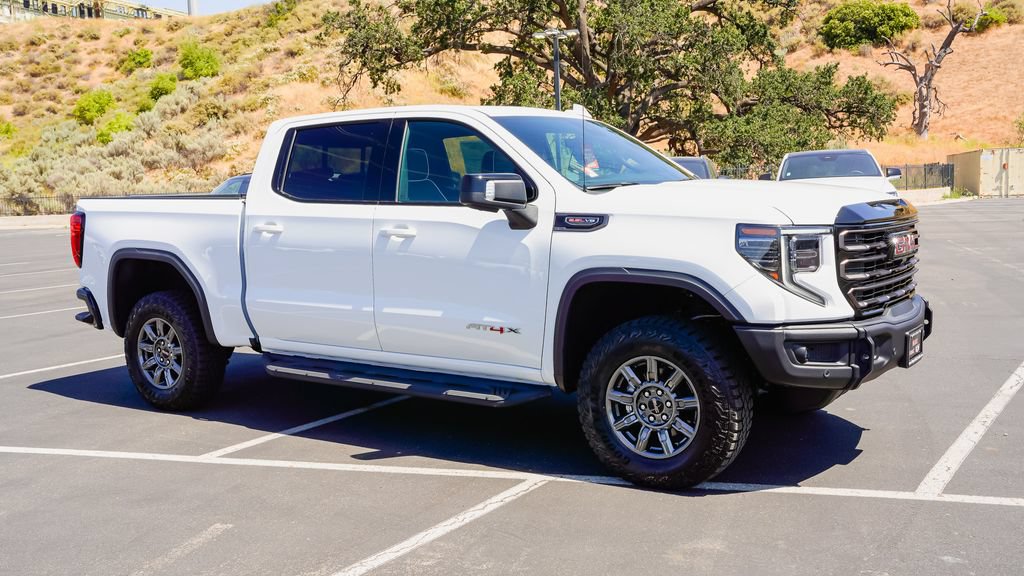 New 2026 GMC Sierra 1500 AT4X AWD/4WD image 6
