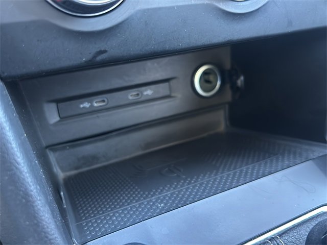 Used 2022 Volkswagen Taos SE w/ Panoramic Sunroof Package image 27