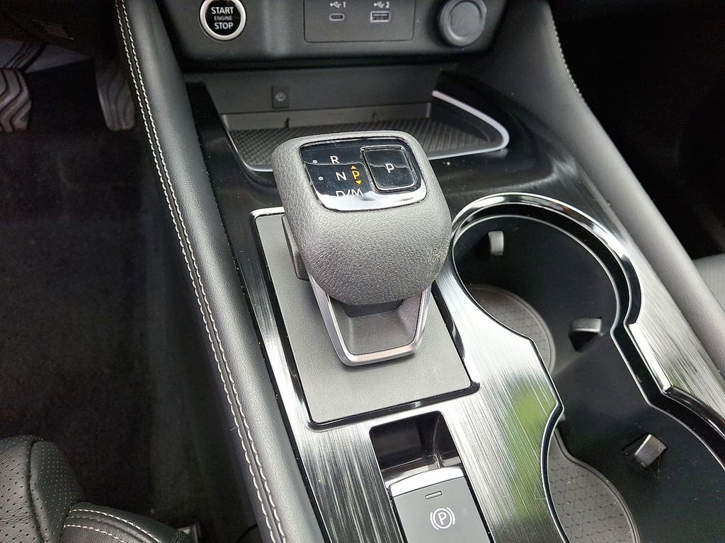 Used 2023 Nissan Rogue Platinum w/ Platinum Premium Package image 16