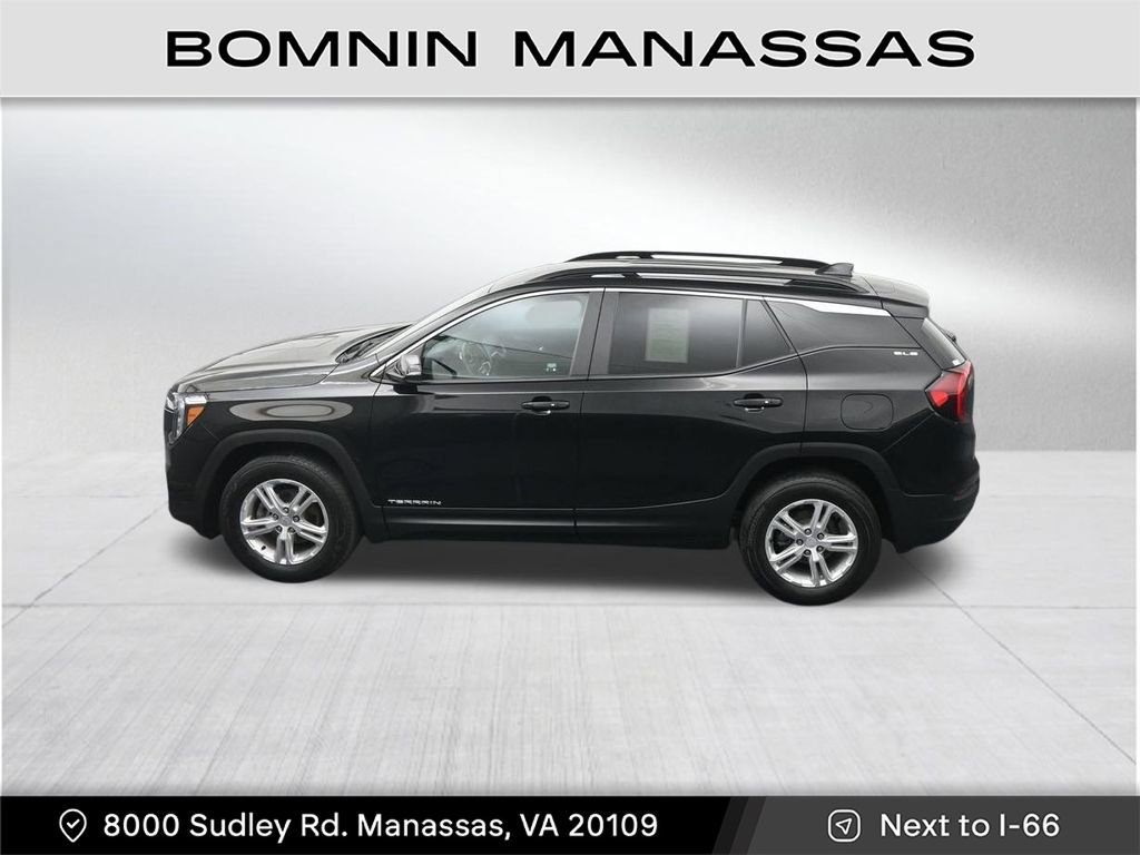 Used 2023 GMC Terrain SLE w/ Driver Convenience Package image 21