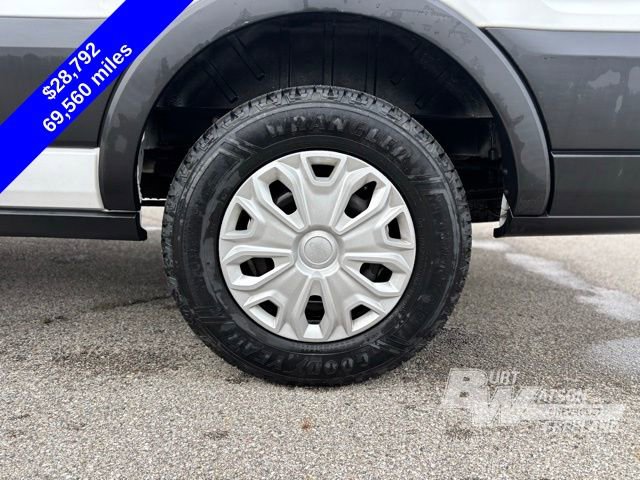 Used 2019 Ford Transit 350 XLT image 26