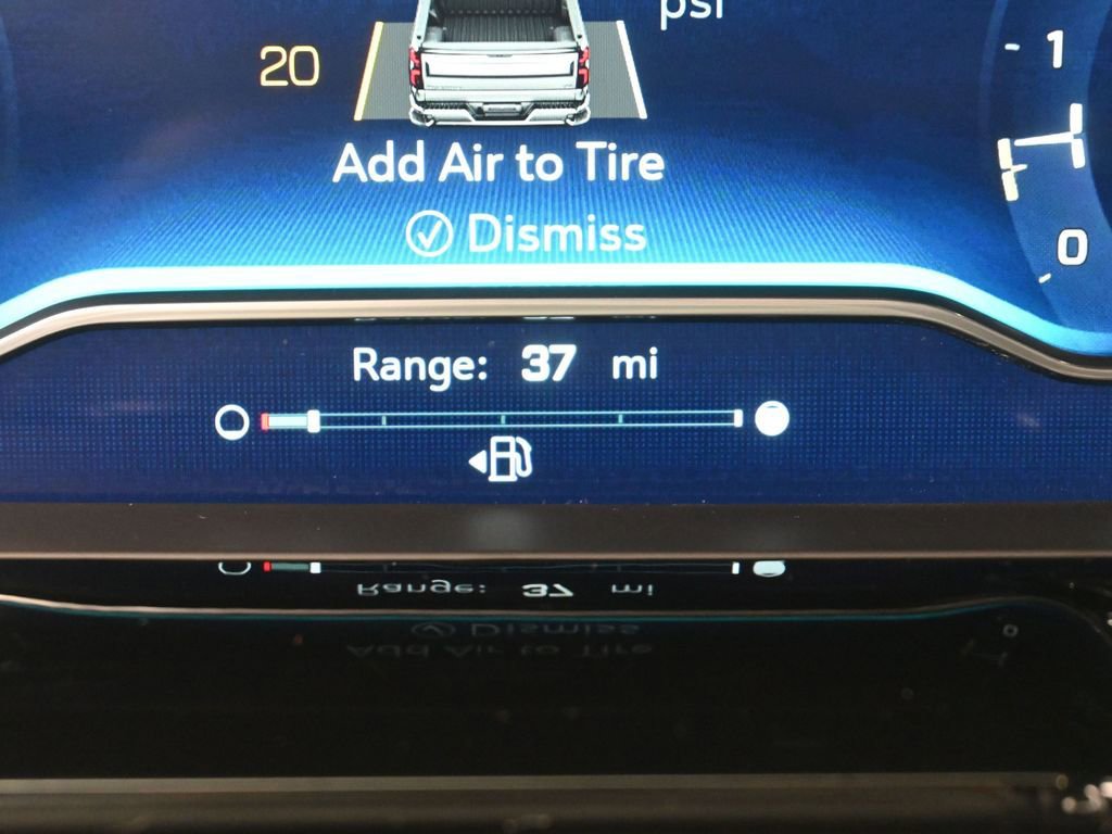 Used 2022 Chevrolet Silverado 1500 ZR2 w/ Technology Package image 37