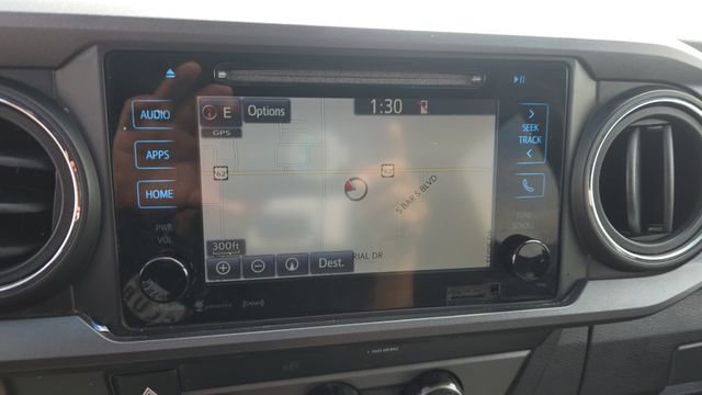 Used 2019 Toyota Tacoma TRD Sport image 21