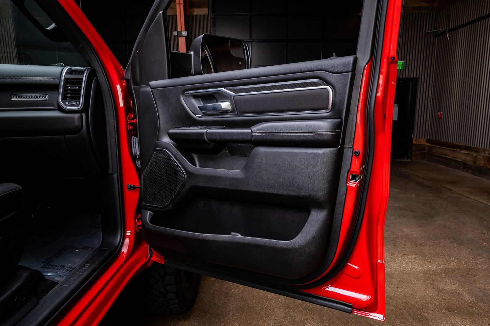 Used 2025 RAM 1500 Big Horn image 37
