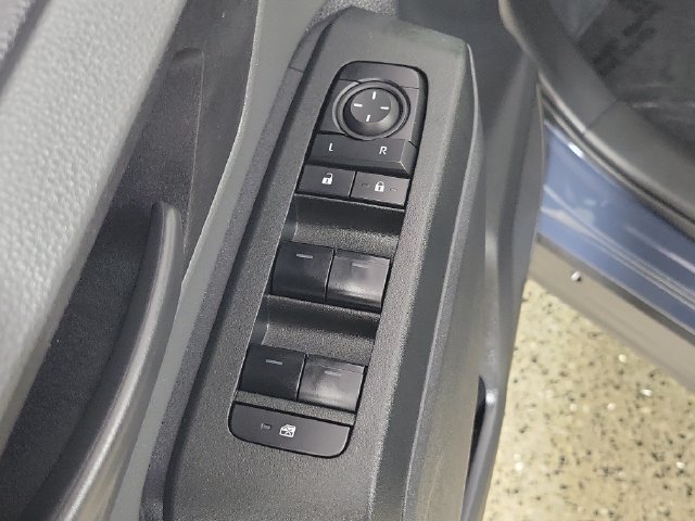 Used 2026 Toyota RAV4 LE AWD/4WD image 22