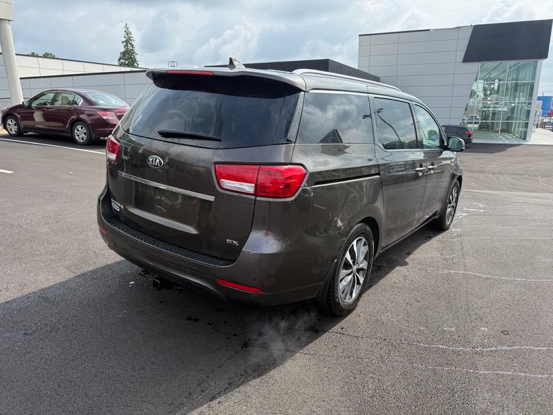 Used 2018 Kia Sedona SX FWD image 8