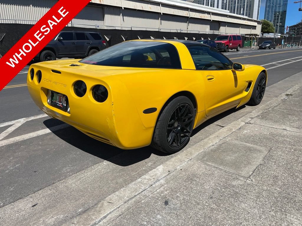 Used 2003 Chevrolet Corvette Coupe RWD image 4