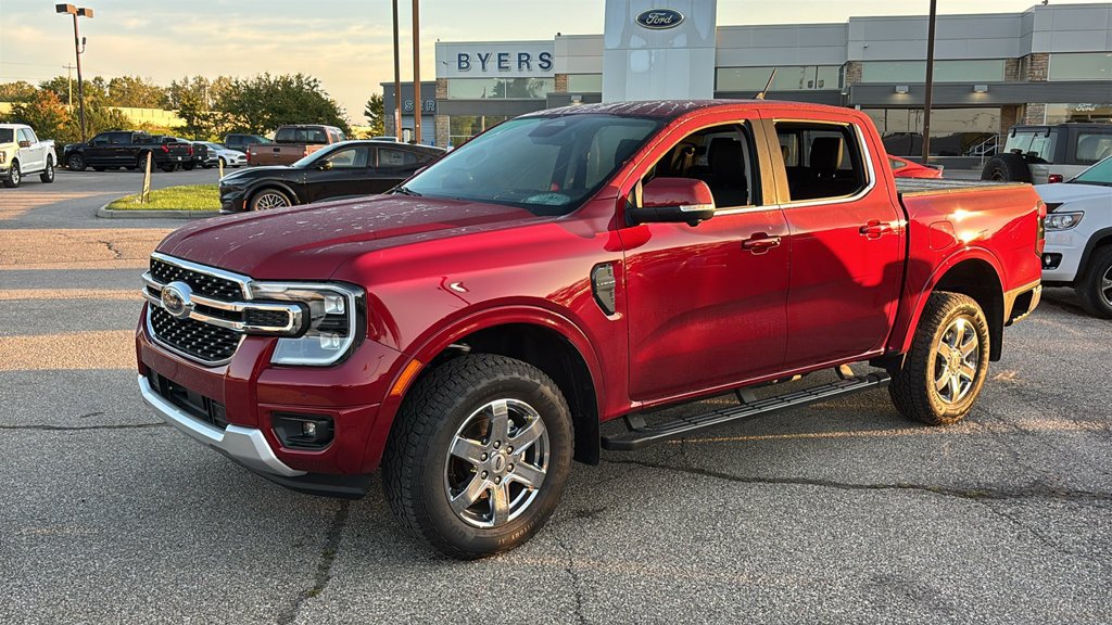 Used 2025 Ford Ranger Lariat w/ Chrome Accent Package AWD/4WD image 2