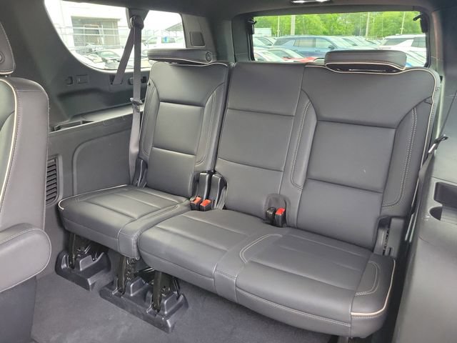 Certified 2025 Chevrolet Suburban Premier RWD image 16