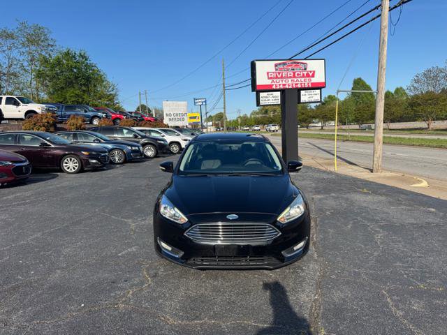 Used 2015 Ford Focus Titanium FWD image 8