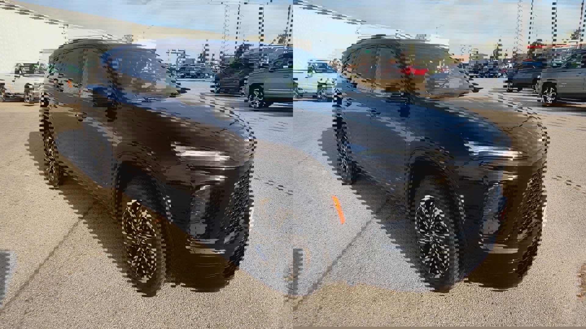 New 2026 Buick Enclave Sport Touring w/ Power Package image 2