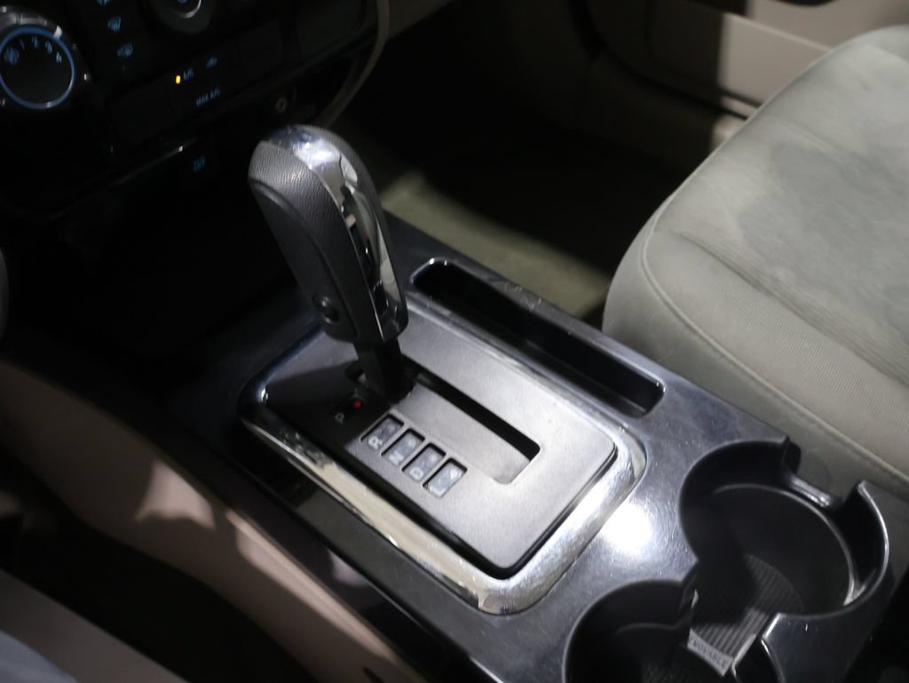 Used 2011 MAZDA Tribute i Sport FWD image 24