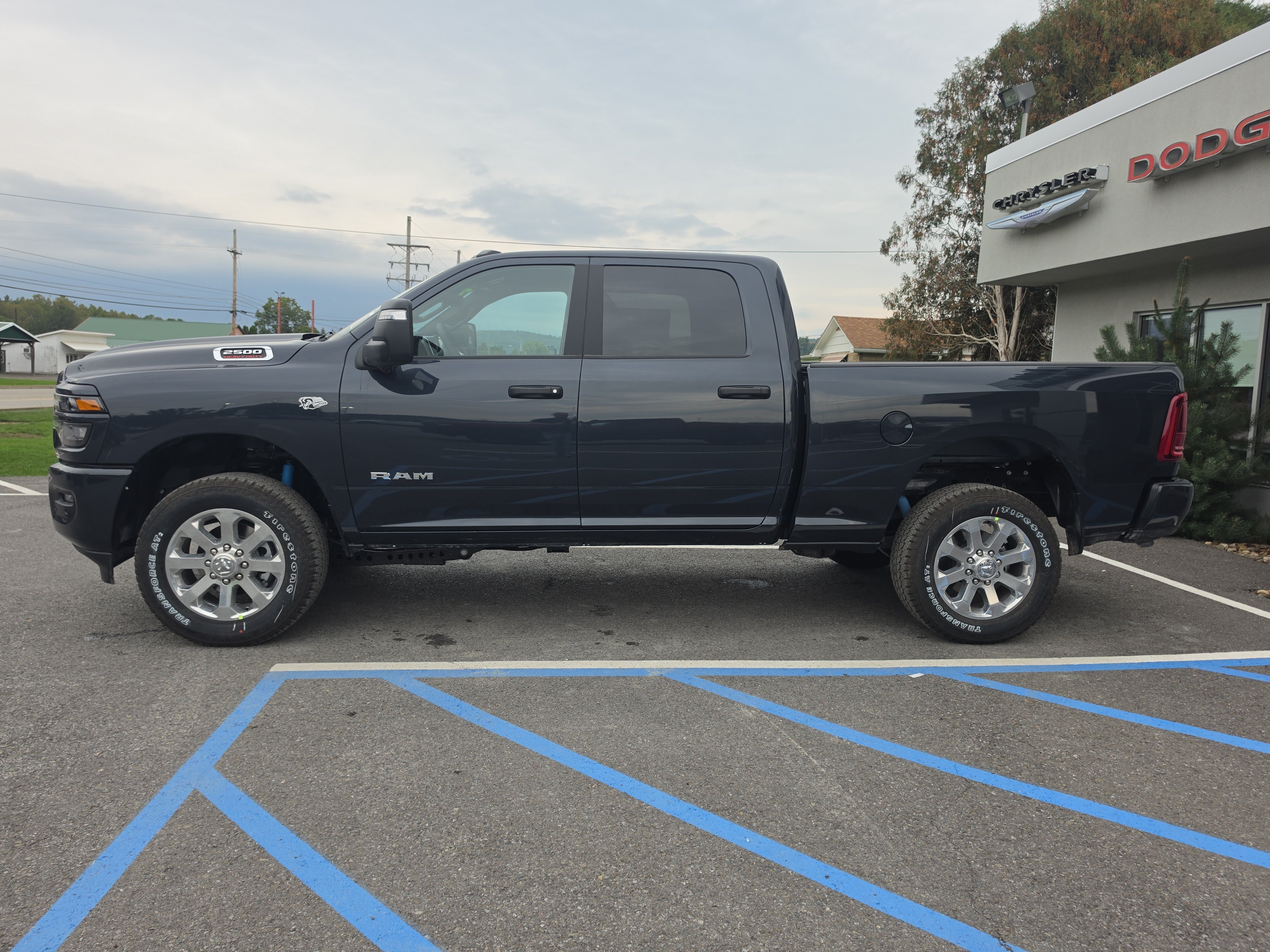 New 2027 RAM 2500 Big Horn AWD/4WD image 7