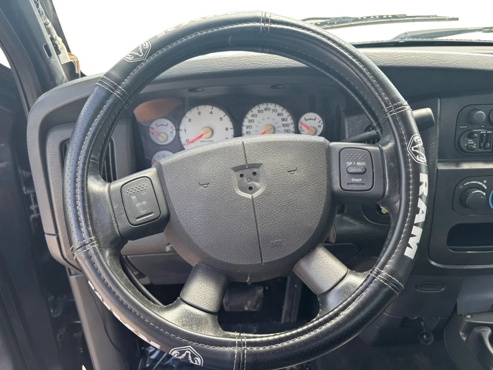 Used 2004 Dodge Ram 1500 Truck SLT w/ Quad Cab Value Group RWD image 11