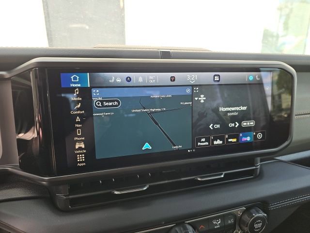 Used 2026 Jeep Gladiator Mojave image 4