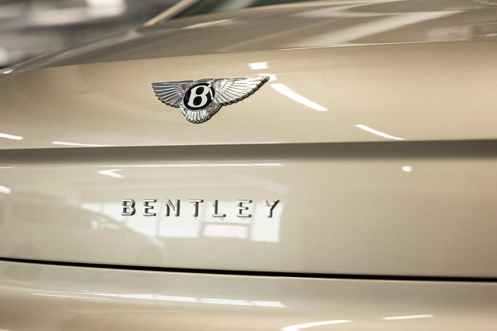 Certified 2026 Bentley Flying Spur V8 AWD/4WD image 23