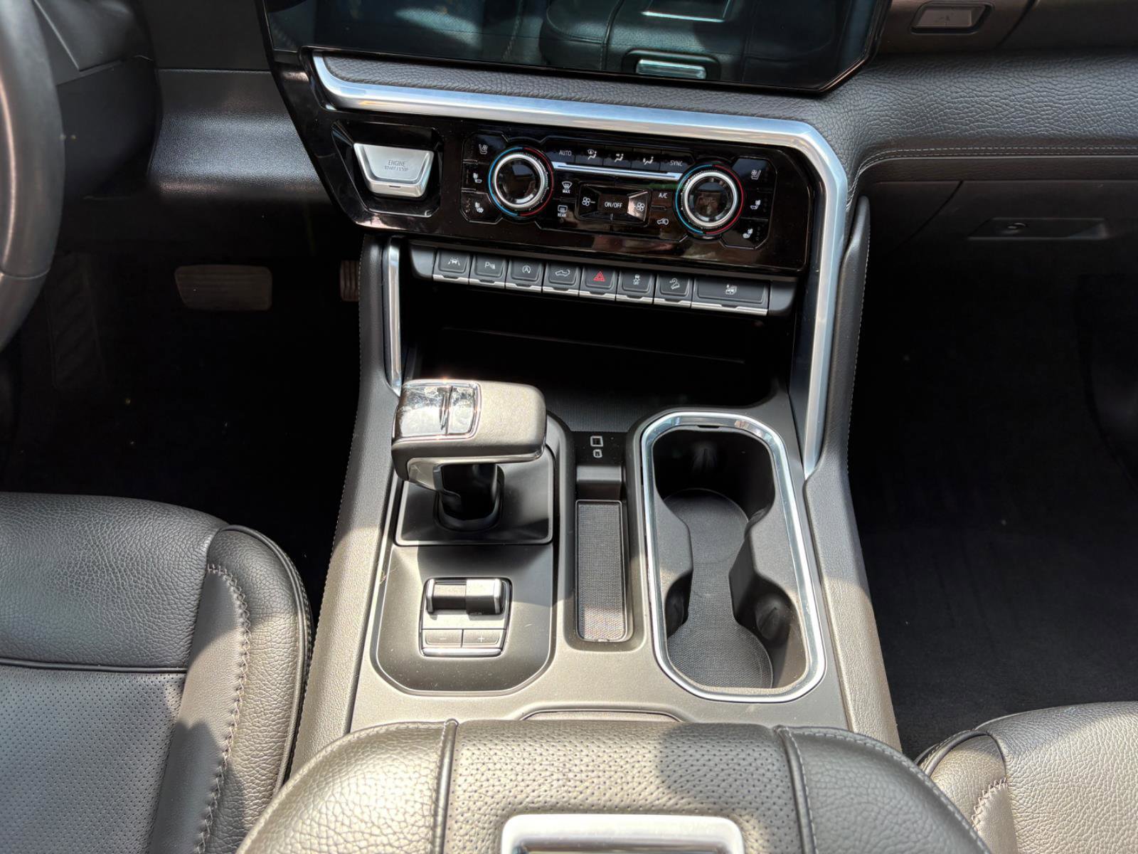 Used 2022 GMC Sierra 1500 Denali w/ Denali Reserve Package image 24