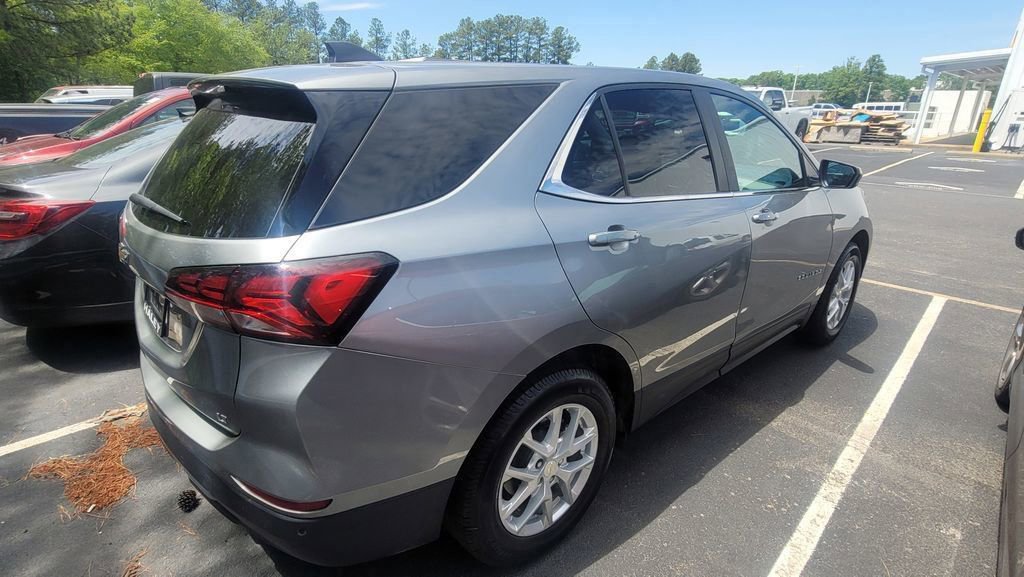 Used 2023 Chevrolet Equinox LT w/ Driver Convenience Package FWD image 10
