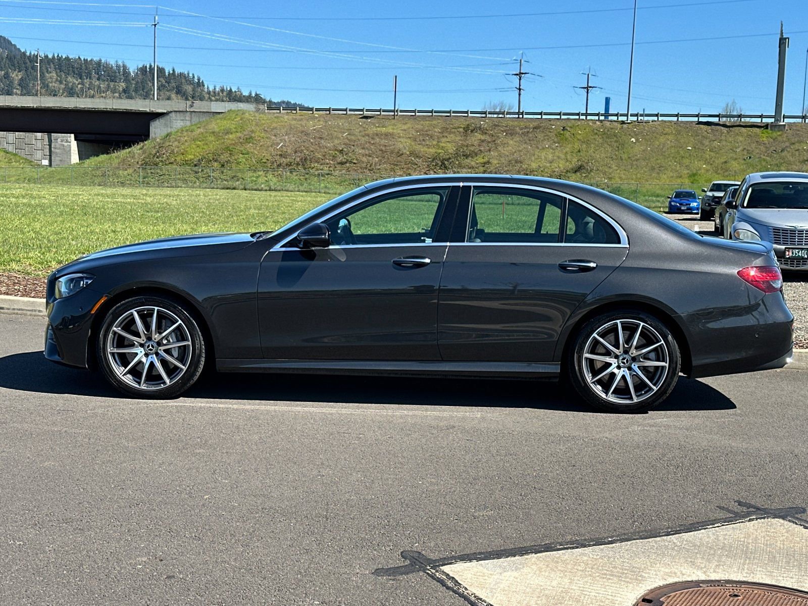 Used 2023 Mercedes-Benz E 450 4MATIC Sedan image 6
