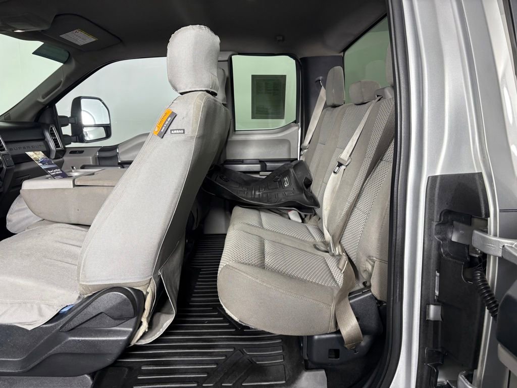 Certified 2017 Ford F250 XLT w/ FX4 Off-Road Package image 25