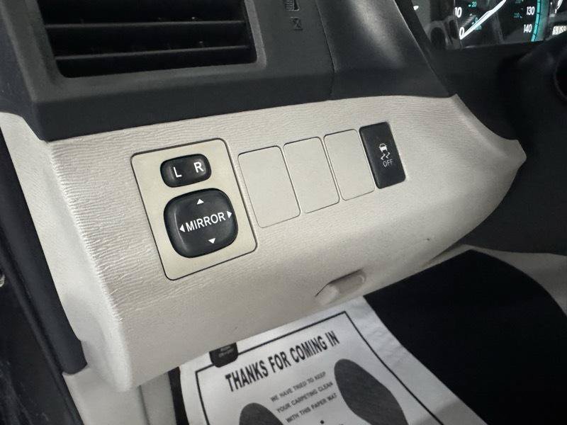 Used 2010 Toyota Venza AWD image 14