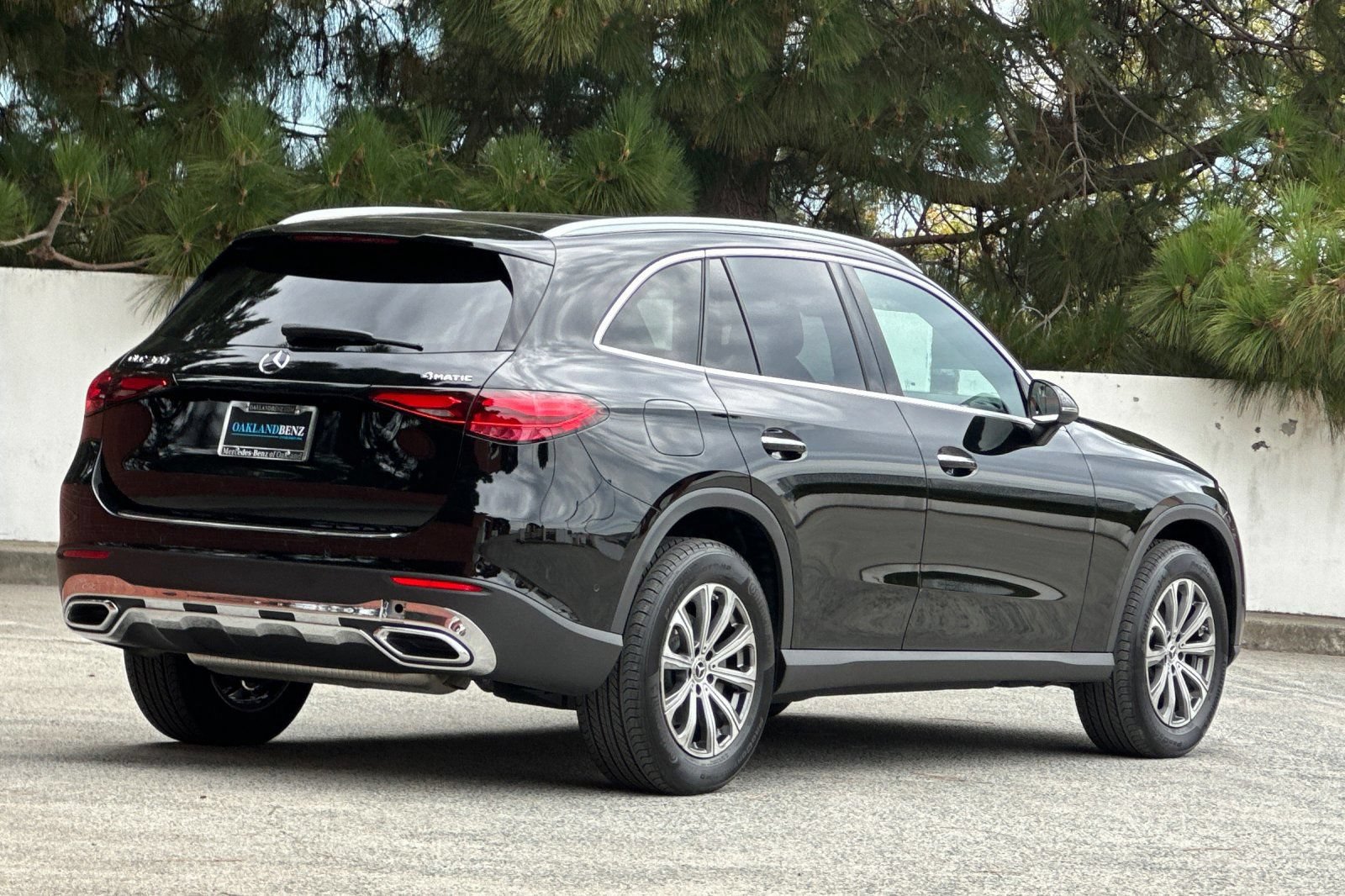 Certified 2026 Mercedes-Benz GLC 300 4MATIC image 5