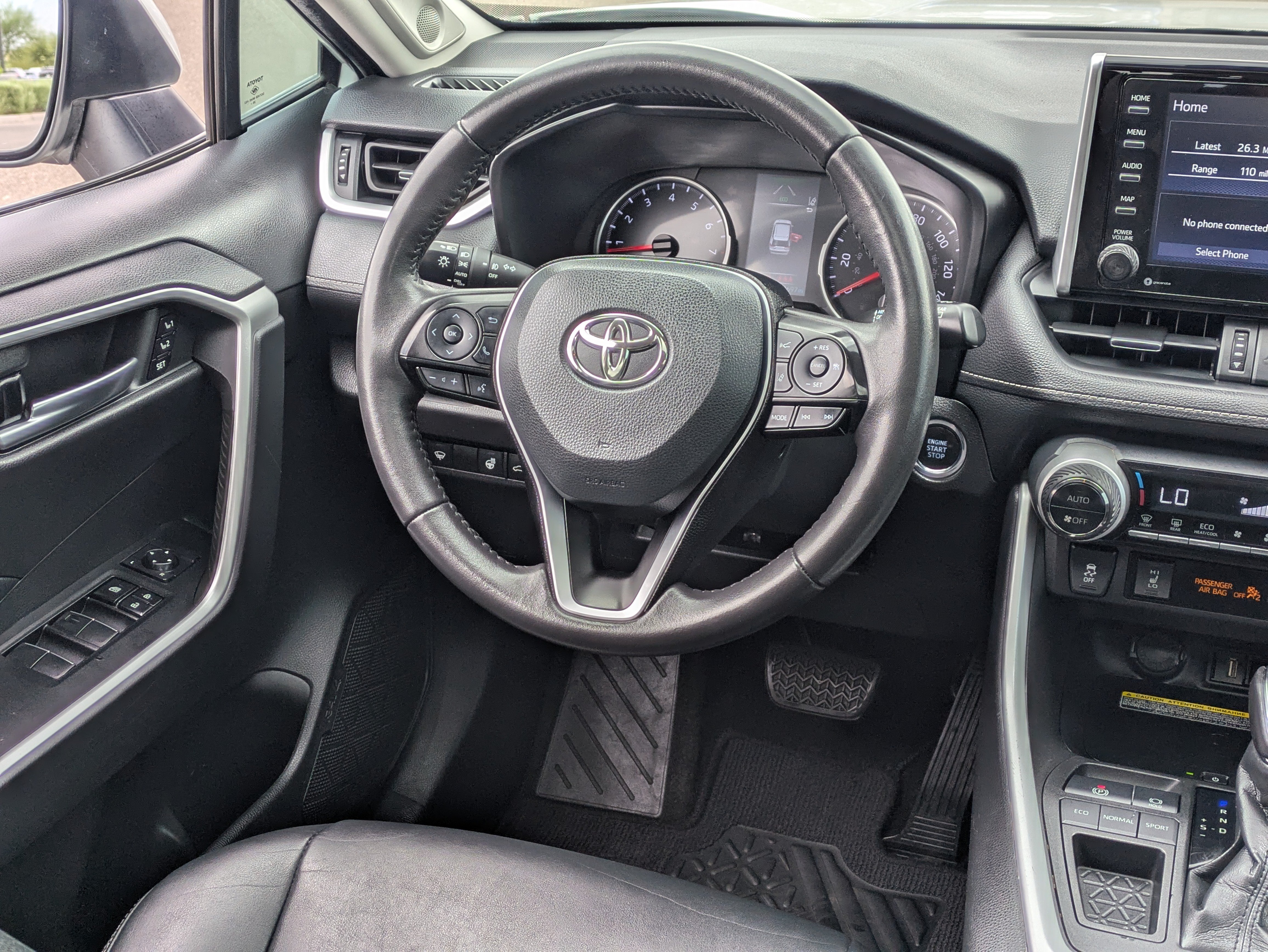 Used 2021 Toyota RAV4 XLE Premium FWD image 16