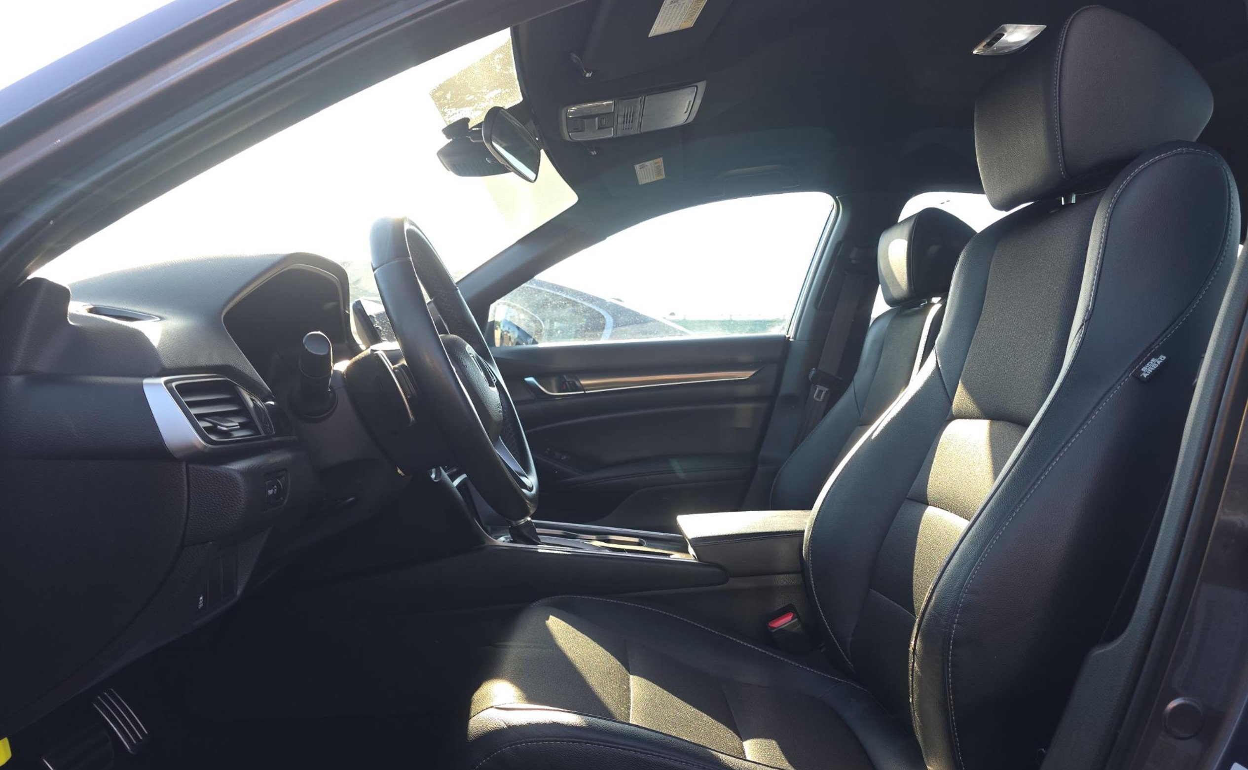 Used 2019 Honda Accord Sport image 6