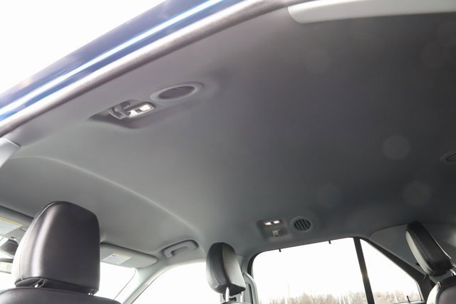 Used 2023 Ford Explorer Limited image 22