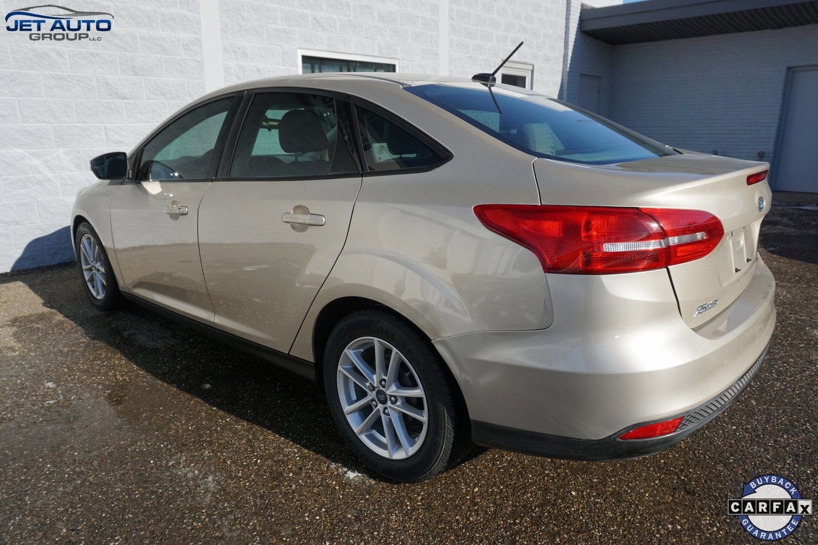 Used 2017 Ford Focus SE image 8