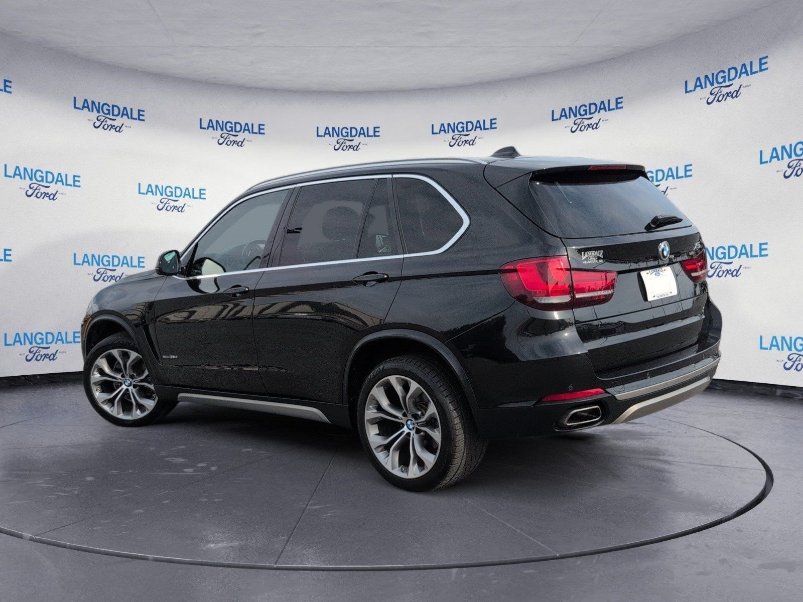 Used 2018 BMW X5 xDrive35d w/ Driving Assistance Package AWD/4WD image 9