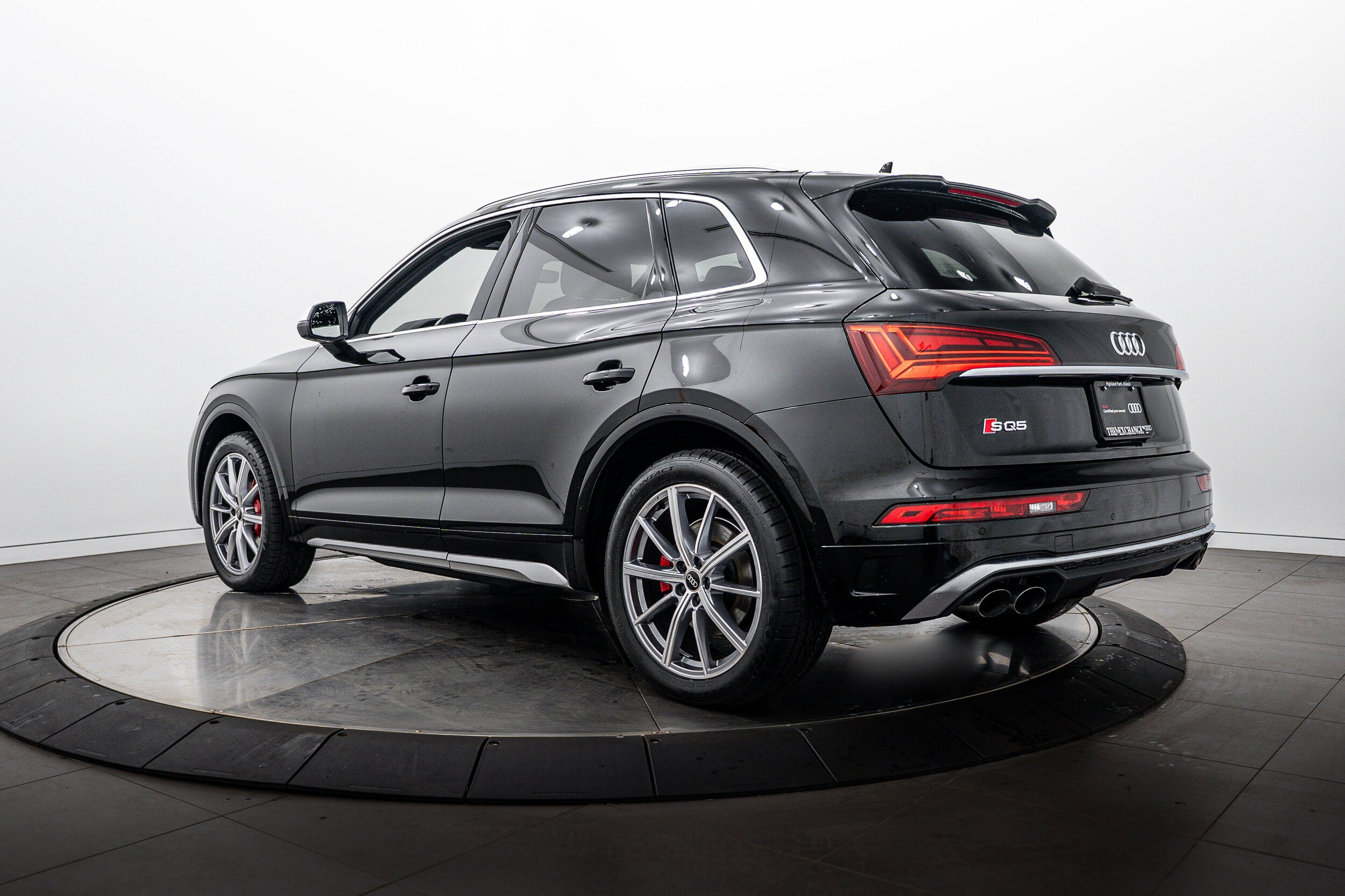 Used 2023 Audi SQ5 Premium Plus w/ Premium Plus Package AWD/4WD image 5