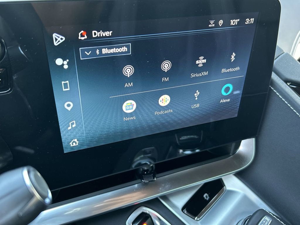 Used 2025 Chevrolet Corvette Stingray Coupe w/ 1LT RWD image 13