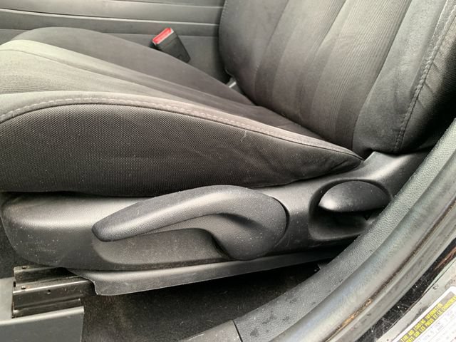 Used 2011 MAZDA CX-7 i SV FWD image 35