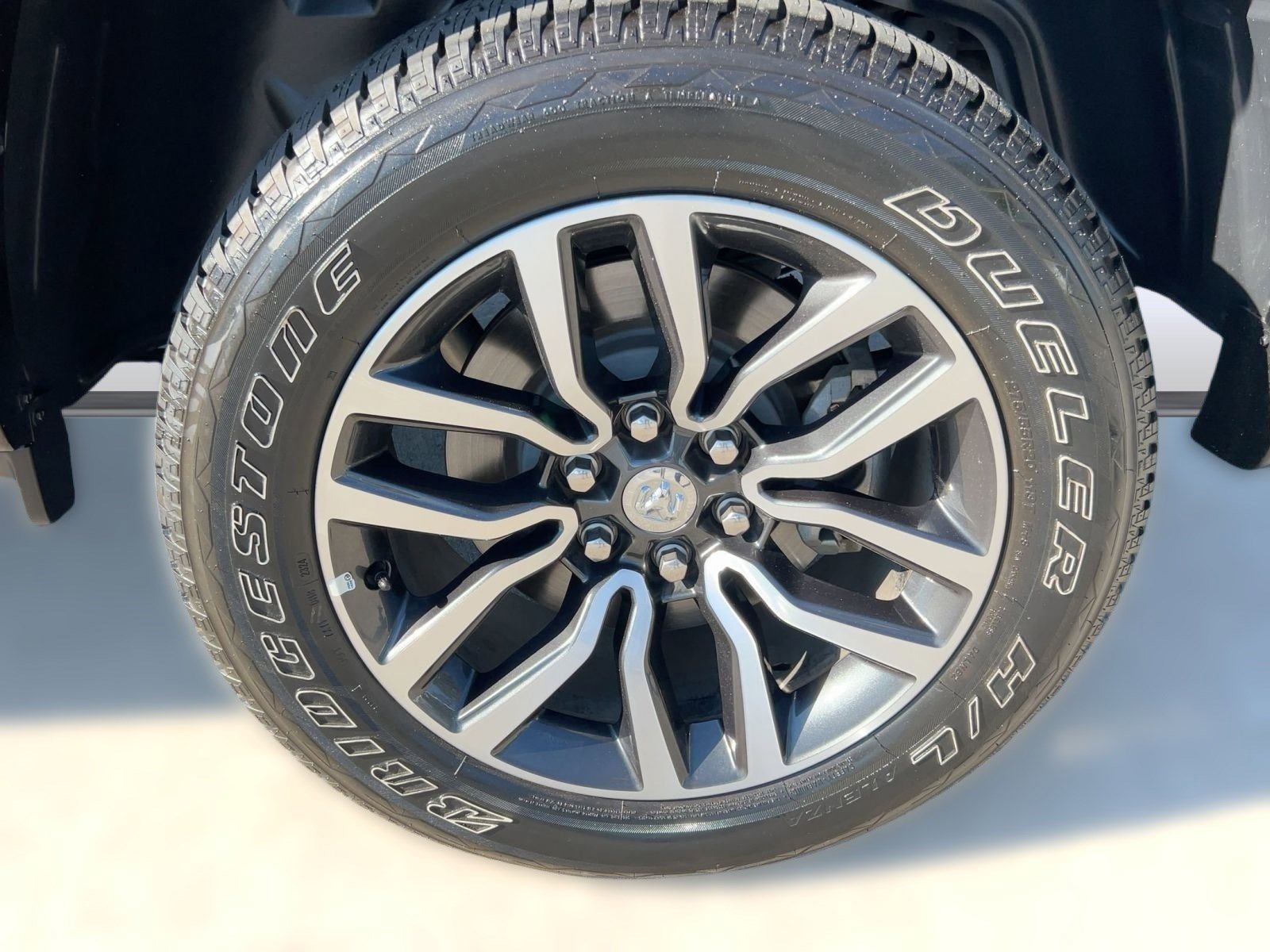 Used 2025 RAM 1500 Limited image 11