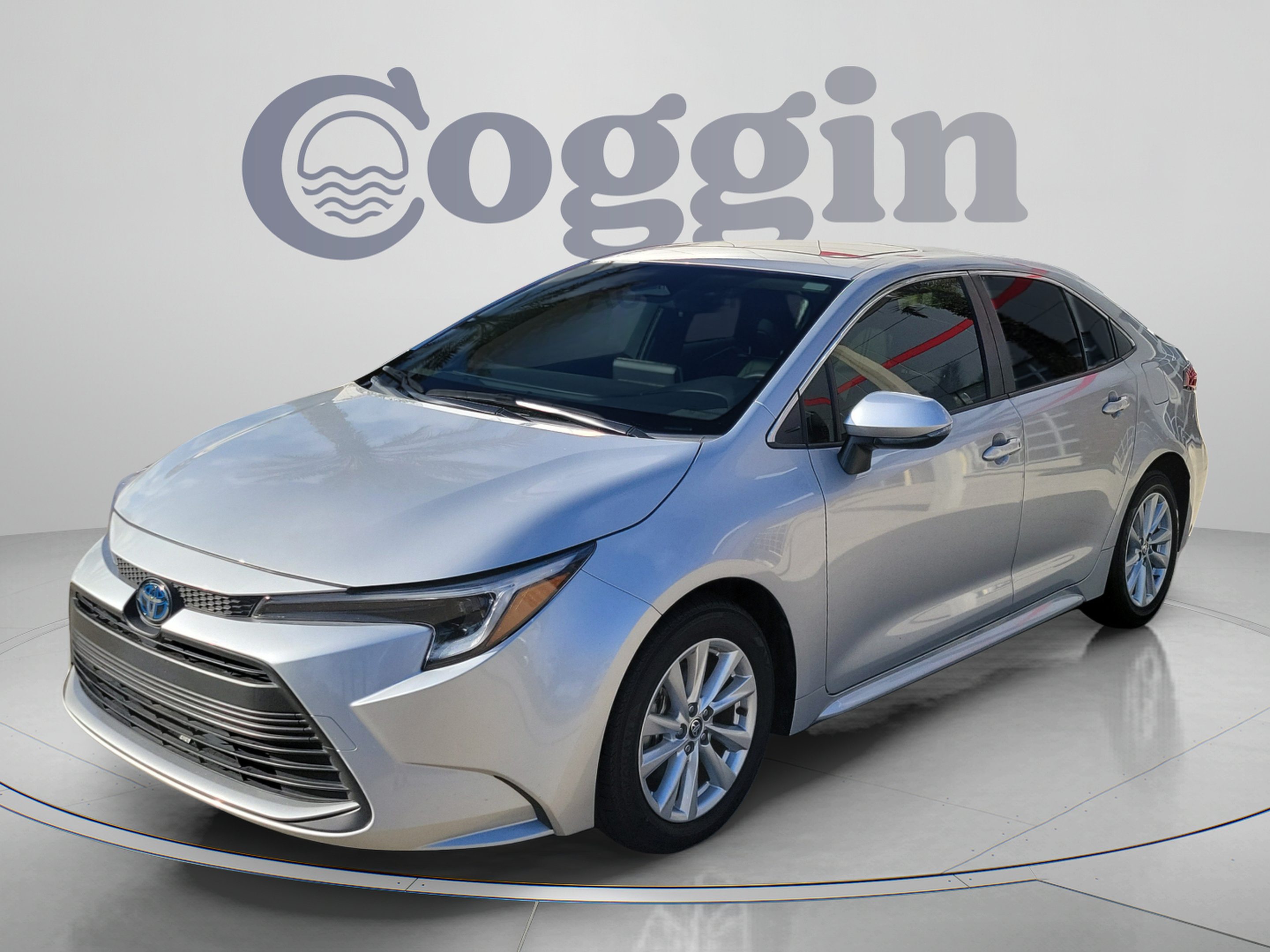 Certified 2023 Toyota Corolla XLE FWD image 1