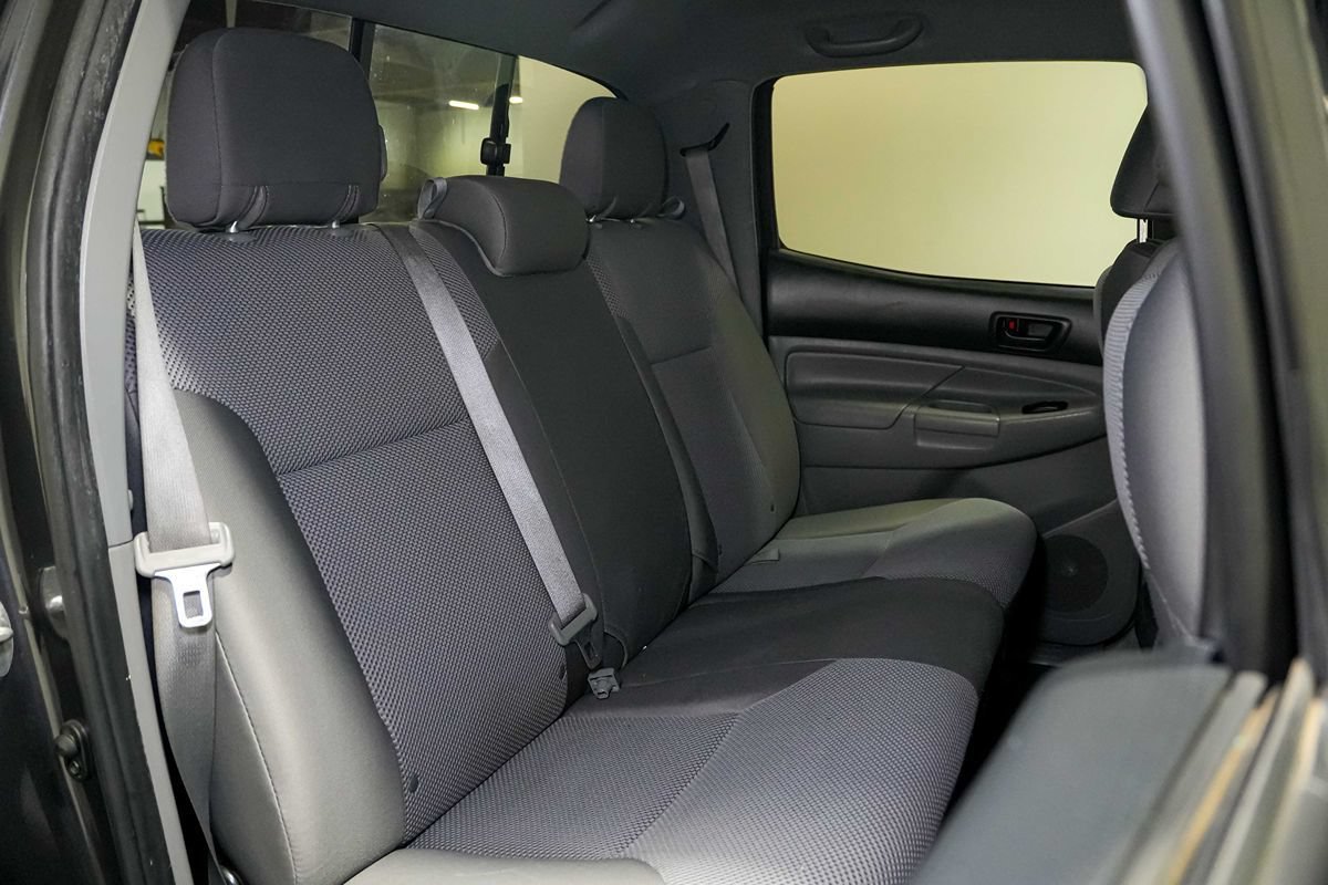 Used 2013 Toyota Tacoma PreRunner w/ TRD Sport Pkg RWD image 19