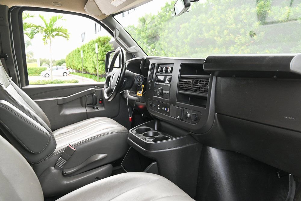Used 2022 Chevrolet Express 2500 Extended w/ Driver Convenience Package image 18